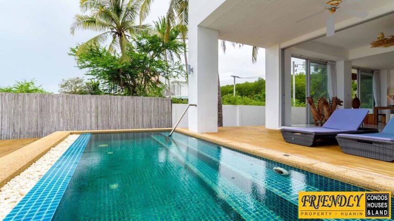 ขายบ้านที่เมืองประจวบคีรีขันธ์ติดทะเล พร้อมสระว่ายน้ำ 310 ตร.ม. 3 ชั้น 3 ห้องนอน 3 ห้องน้ำ ฿14,900,000 รูปที่ 1