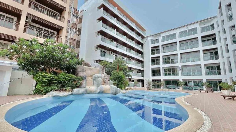 ขายโรงแรมที่บางละมุง ดราก้อนบีช รีสอร์ท จอมเทียน พัทยา (Dragon Beach Resort Jomtien Beach Pattaya) ฿450,000,000 รูปที่ 1
